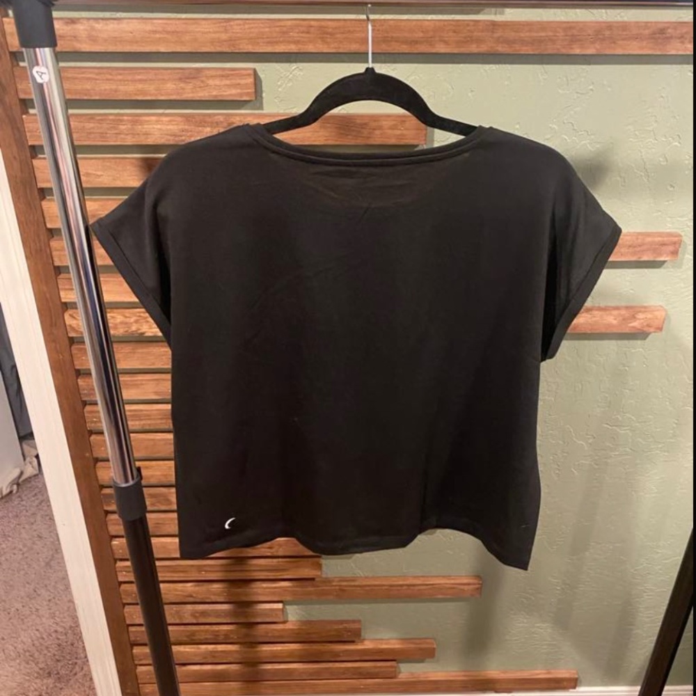 Zyia Black Shoulder tee